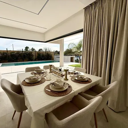 Contemporary With Pool Villa