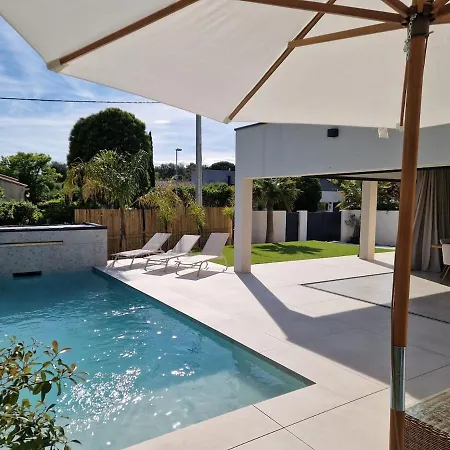 Contemporary With Pool Villa *