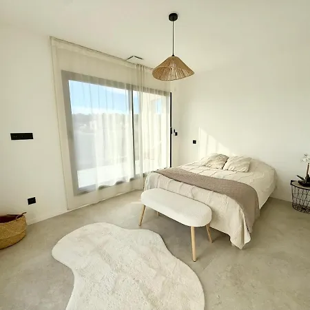 Contemporary With Pool Villa Villetelle